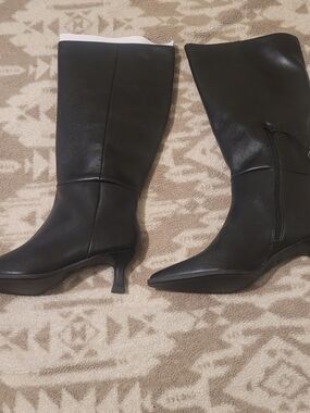 Women's Black Pointed-Toe Mid-knee Kitten Heel Boots